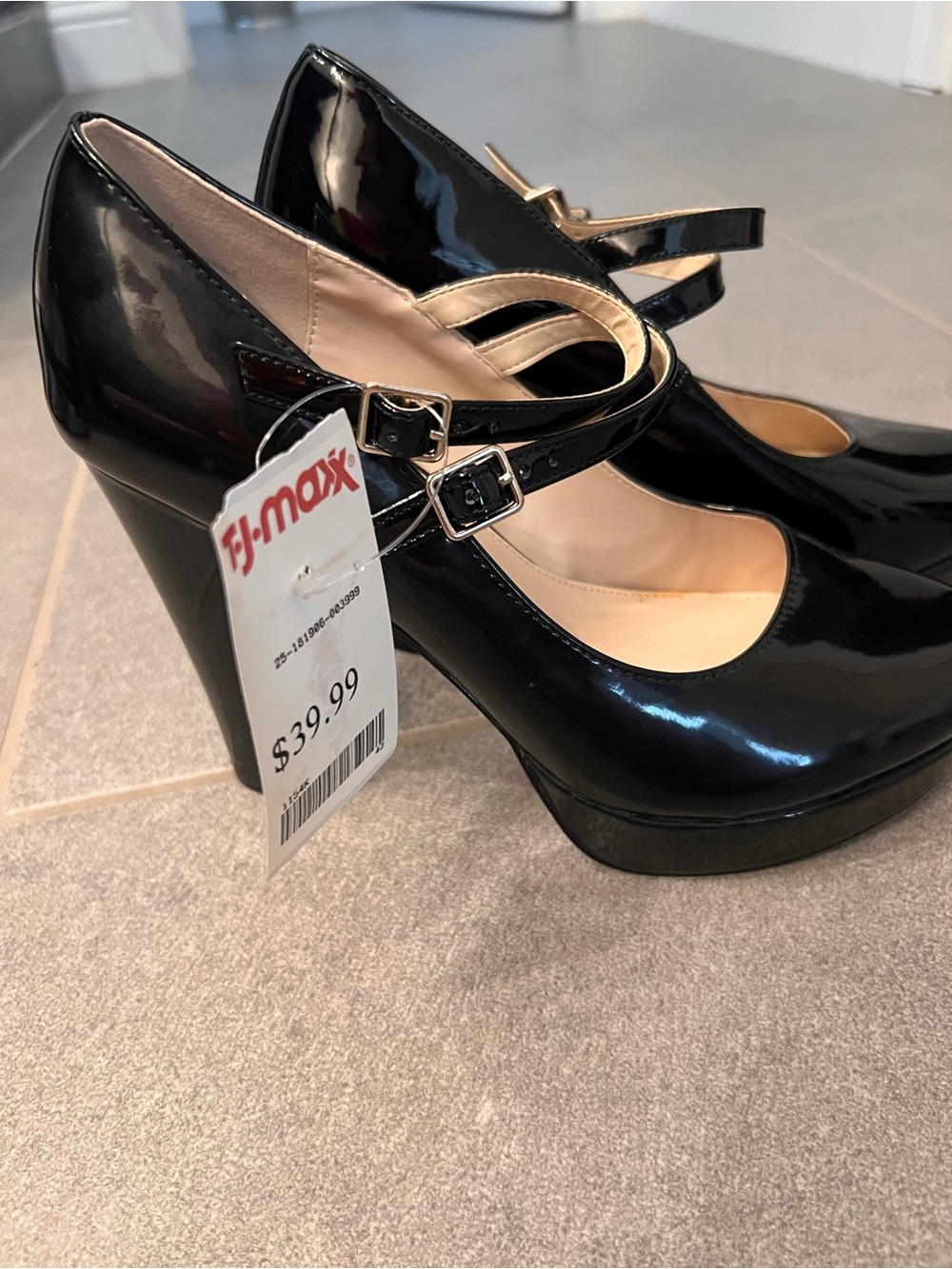 Jessica Simpson Patent Mary Jane Platform Pumps Black - Glossy Shiny MaryJanes